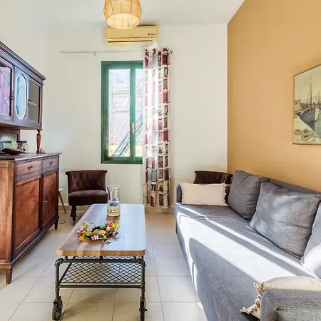 Stylish Escape - Nat's Nest